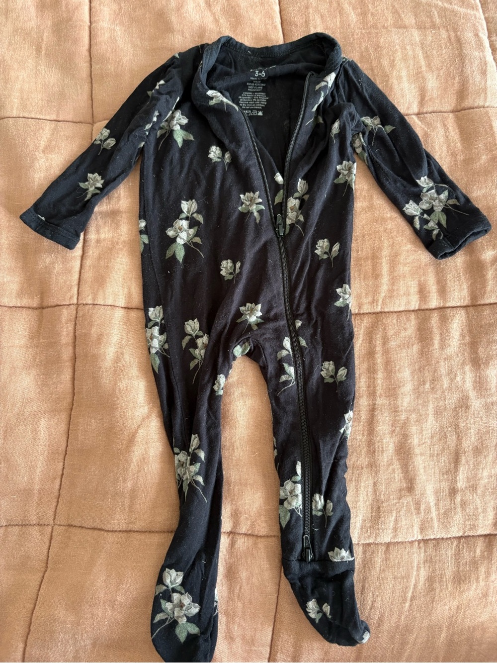 Kyte Baby Baby Floral Zip One-Piece Romper - Navy